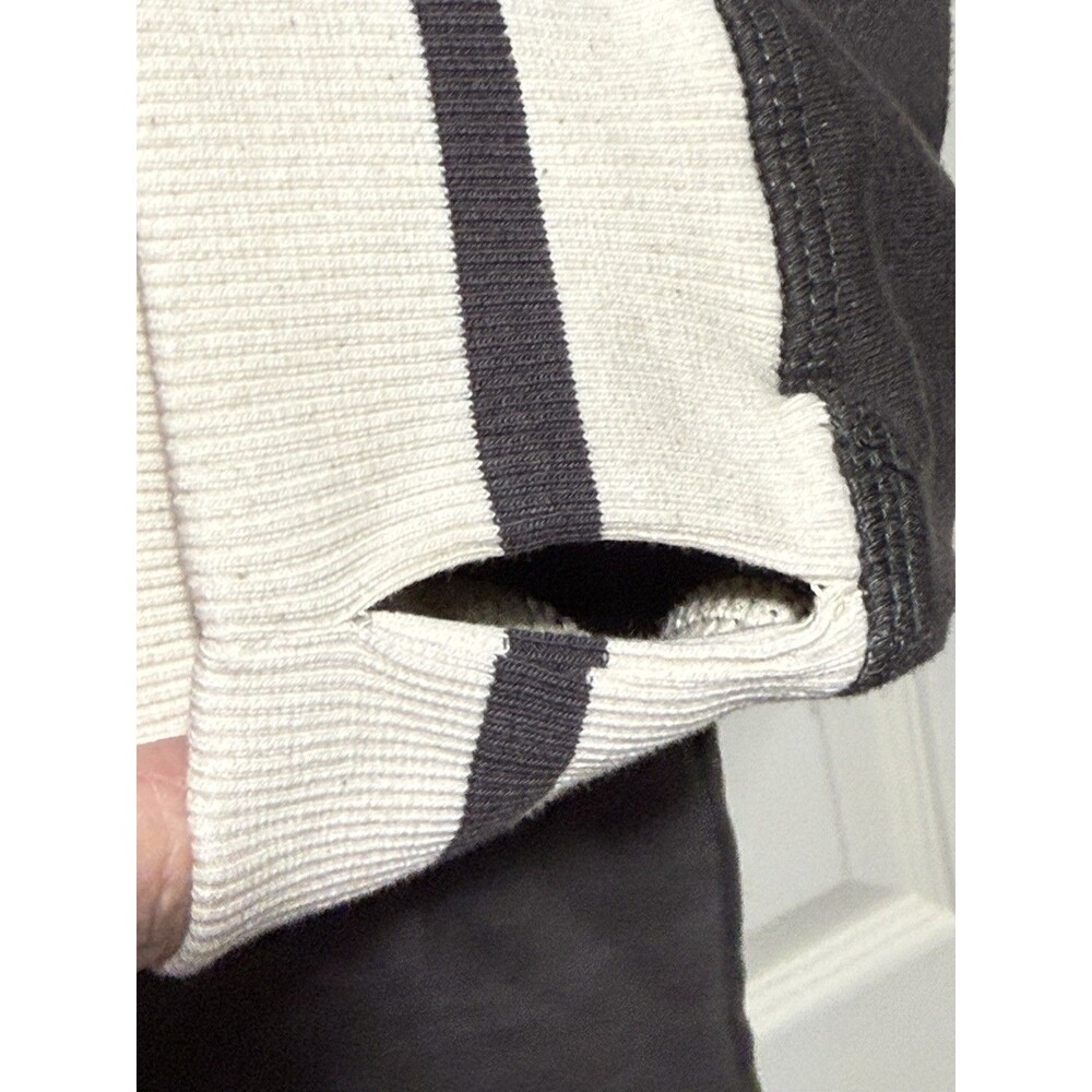 Lazy One Sleep Hoodie S/M Gray Real Catch Lobster Graphic Loungewear NWT - Picture 5 of 9